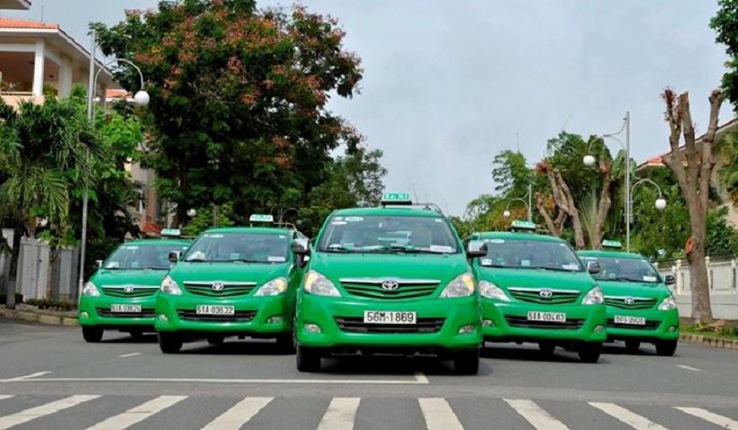 Gọi vào số hotline của từng tổng đài taxi Phan Rang để được tư vấn